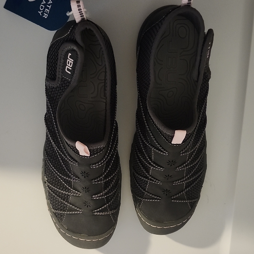 JBU Black Low-Top Athletic Shoes Casual Design Brand New